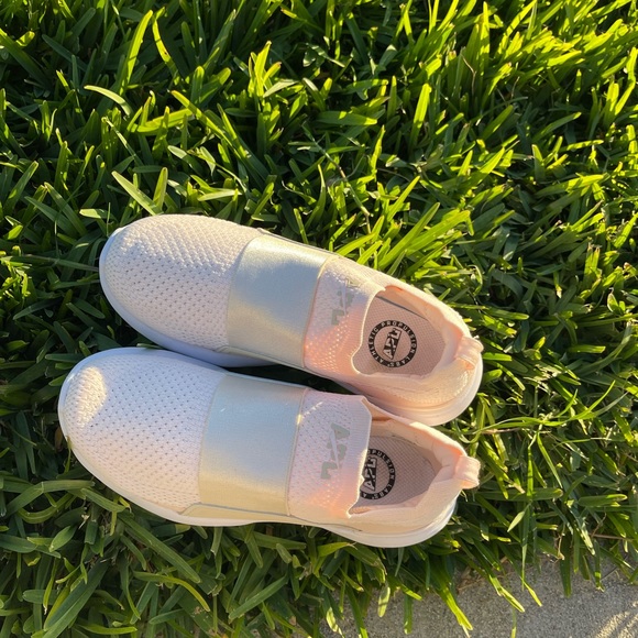 APL Athletic Propulsion Labs APL Lululemon womens size 5 - Picture 13 of 14